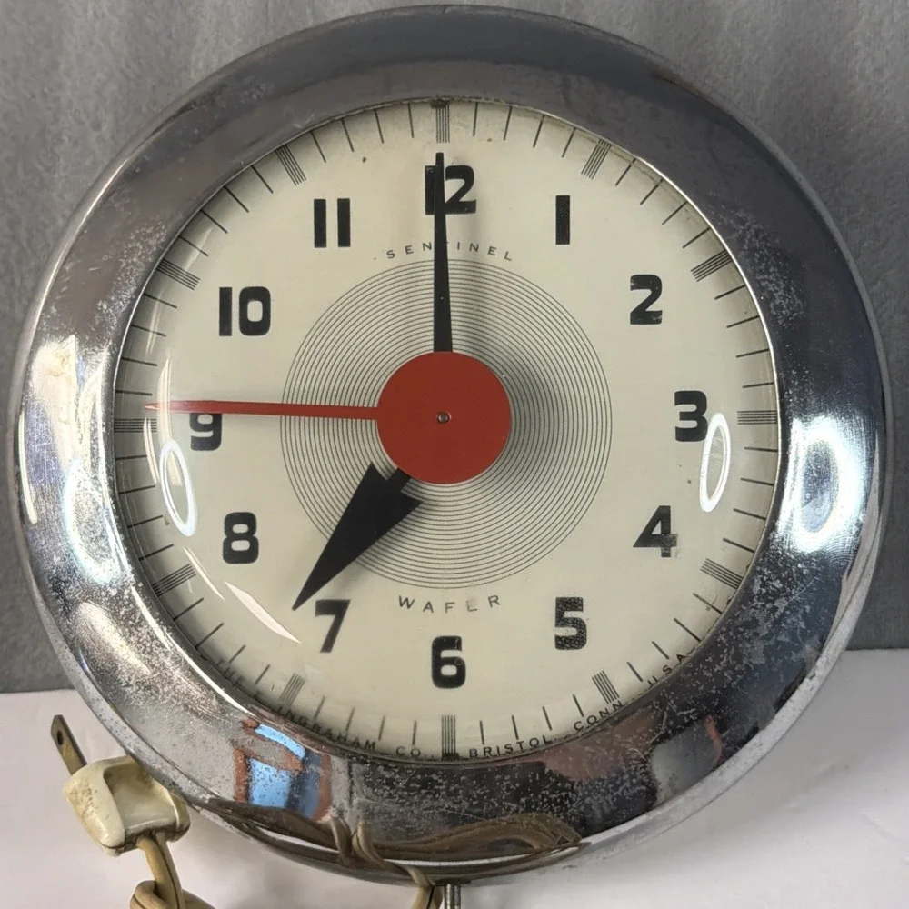 Antique Sentinel Wafer Chrome Electric Clock SK174 Art Deco E. Ingraham Works